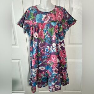 Vintage Metropolitan Patio Dress Floral Hawaiian Muumuu House Gown with Pockets